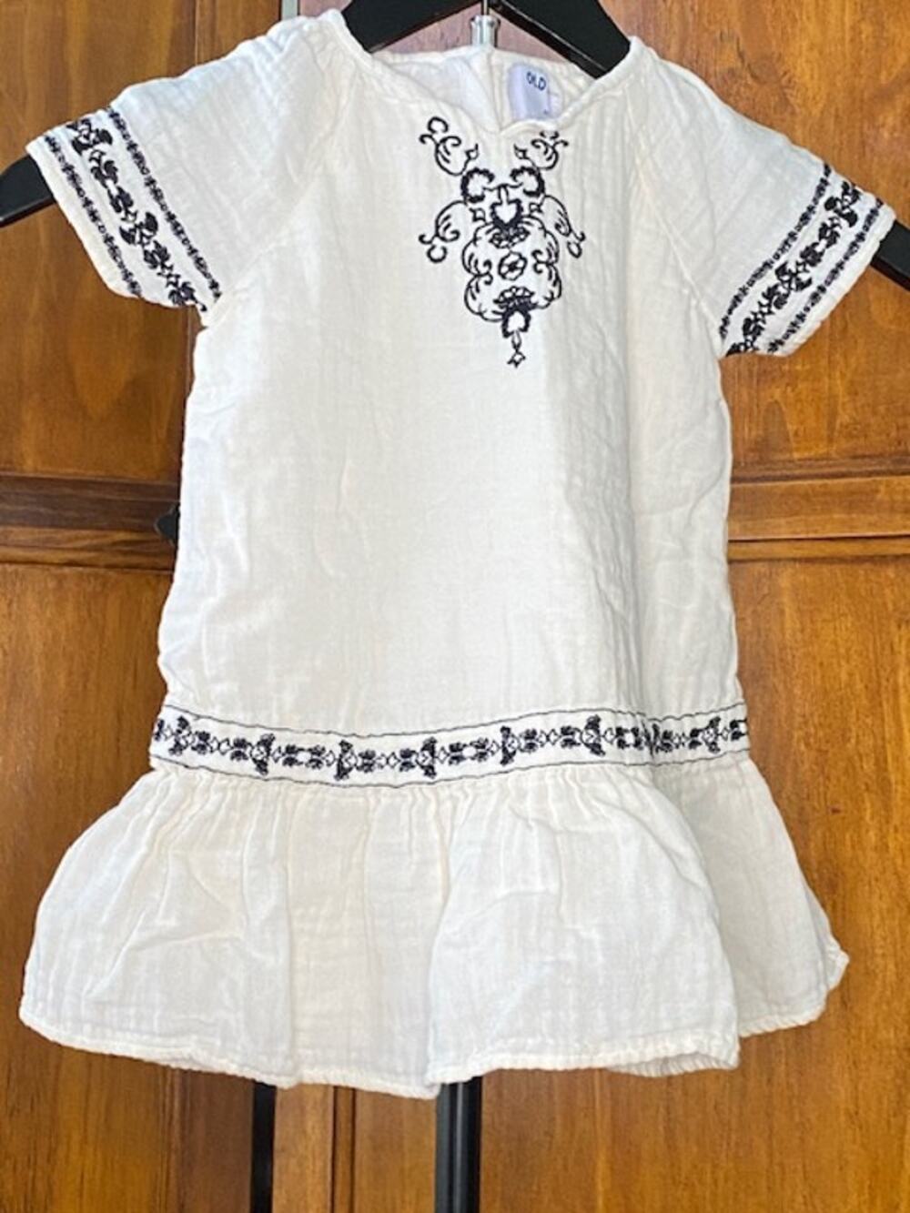 Old Navy Girls 2T White Cotton Dress Black Embroidered Boho Short Sleeve